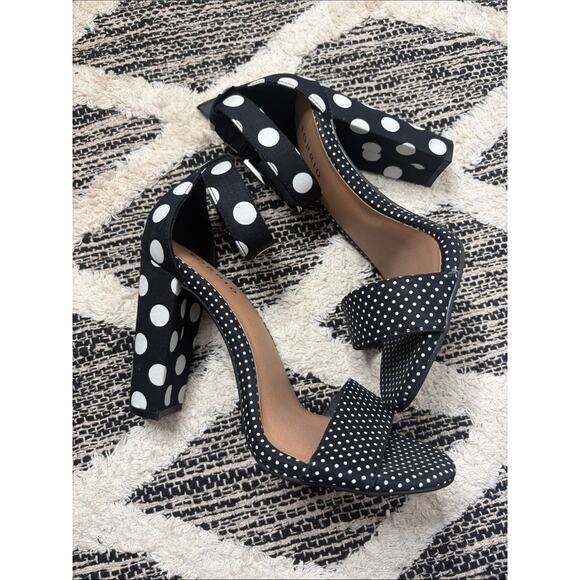 Talbots Shoes - Torrid Women’s Black & White Polka Dot Block Heel Sandals size 7.5 wide